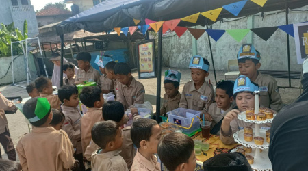 MARKET DAY SDIT SEKOLAH UNGGULAN ISLAM (SUIS) MAHABAH PHOTO 5