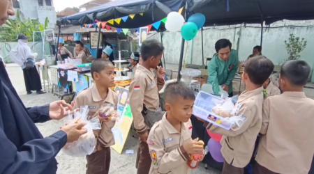 MARKET DAY SDIT SEKOLAH UNGGULAN ISLAM (SUIS) MAHABAH PHOTO 6